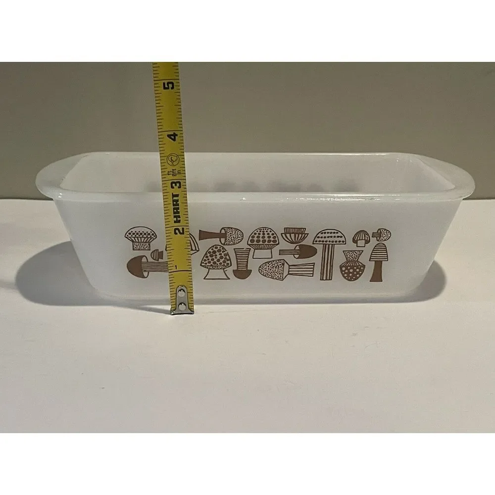 RARE Glassbake Rectangular Vintage Milk Glass Mushroom Print 522‎ Loaf Pan